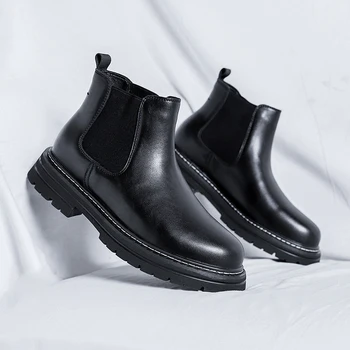 За Мъжете 2023, Черни обувки на 