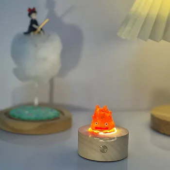 Класическа лампа под формата на движещ се замък с вой, подарък с шарките на аниме за деца и фенове, лека нощ Calcifer