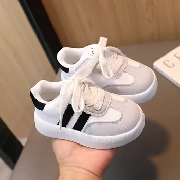 Корейската детски спортни обувки 2023 г., Есен нова ежедневни обувки за момичета, обувки Forrest Gump За момчета, Модерни обувки за настолни игри подметка