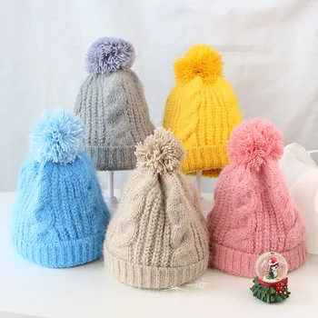 Сладко Детска вязаная шапка с помпоном, однотонная шапчица-бини за новородени момчета в Есенно-Зимната плътна, топла шапка за Новородено, вязаная на една кука