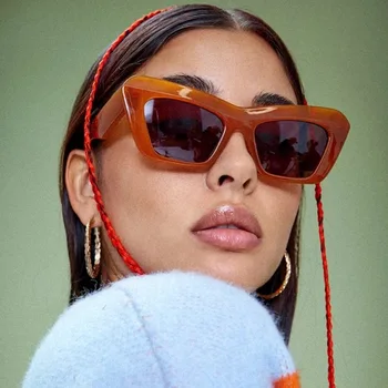 Дамски Ретро Мода Триъгълни Слънчеви Очила С Малки Рамки 