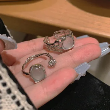 Елегантен пръстен с кристал от бял опал с неправилна форма за жени, Винтажное метално кух Отворено Регулируема за момичета, модни леки луксозни бижута